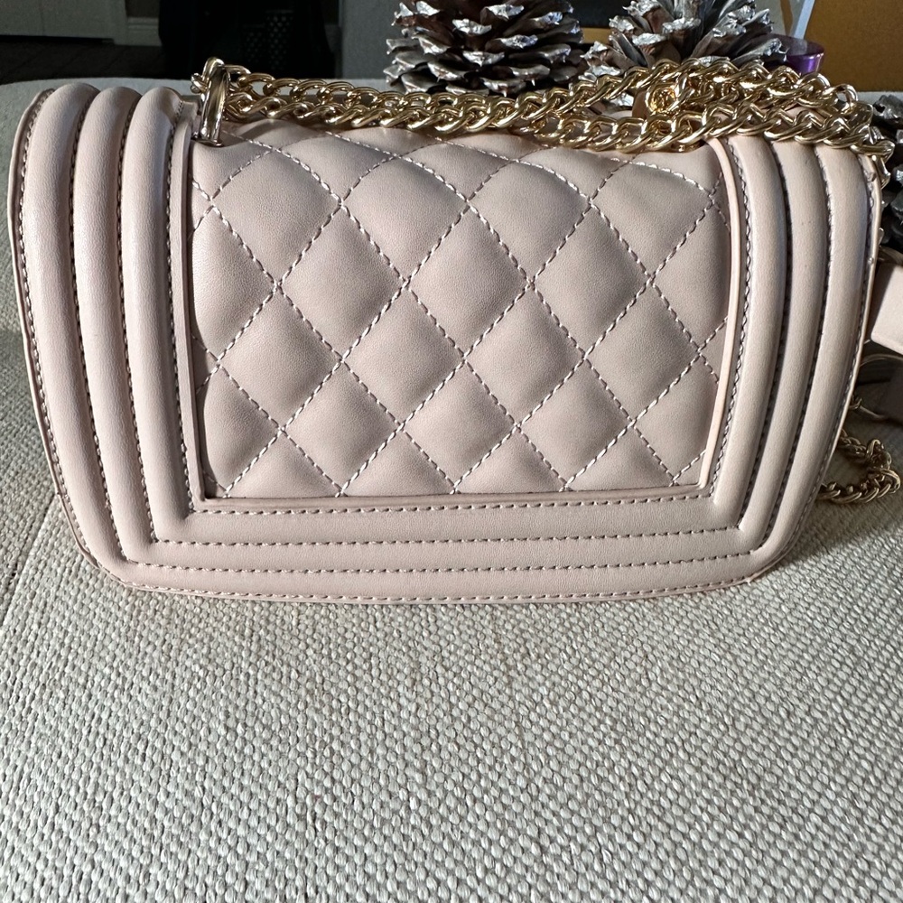 Blush Quilted Chain Shoulder Bag - Picture 2 of 6